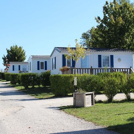 Camping Du Pontis Verteillac المظهر الخارجي الصورة