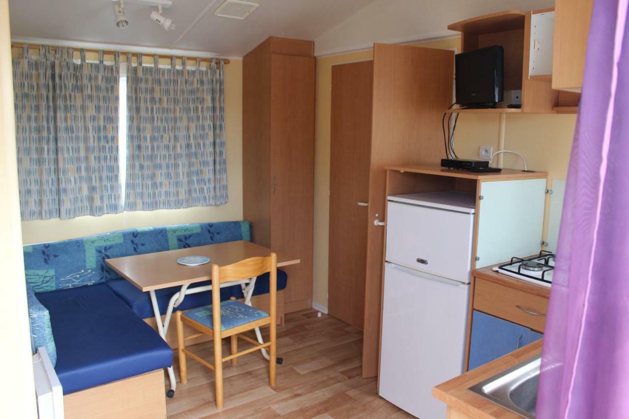 Camping Du Pontis Verteillac المظهر الخارجي الصورة