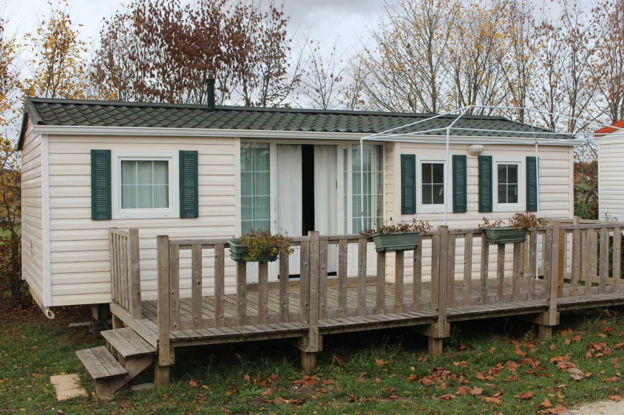 Camping Du Pontis Verteillac المظهر الخارجي الصورة